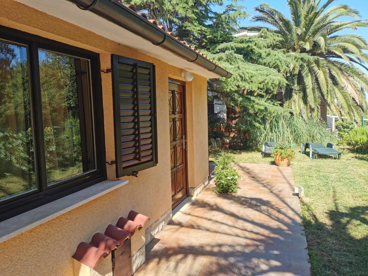 Apartment Kika Liznjan Exterior photo